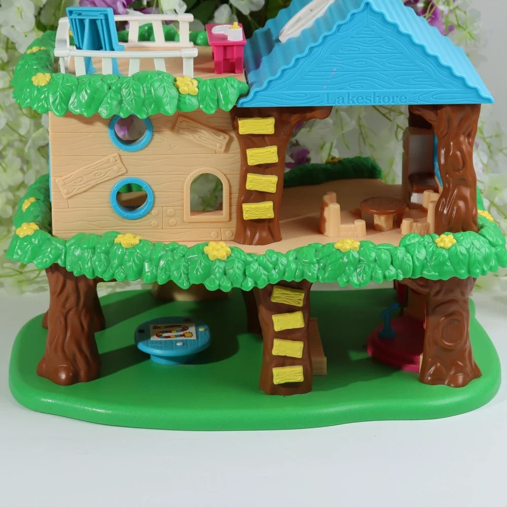 Lakeshore Learning Clubhouse Treehouse Playset with Slide and Lift Toy
